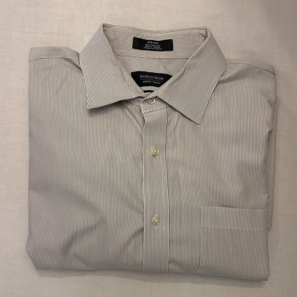 Nordstrom Men's Subtle Pinstripe Dress Shirt
